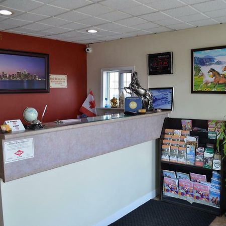 Lincoln Motel Sturgeon Falls Zewnętrze zdjęcie