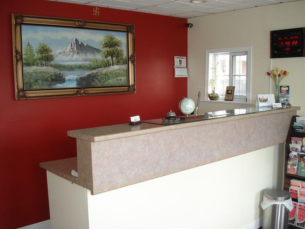 Lincoln Motel Sturgeon Falls Zewnętrze zdjęcie