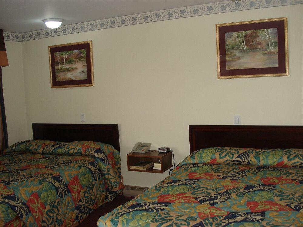 Lincoln Motel Sturgeon Falls Zewnętrze zdjęcie