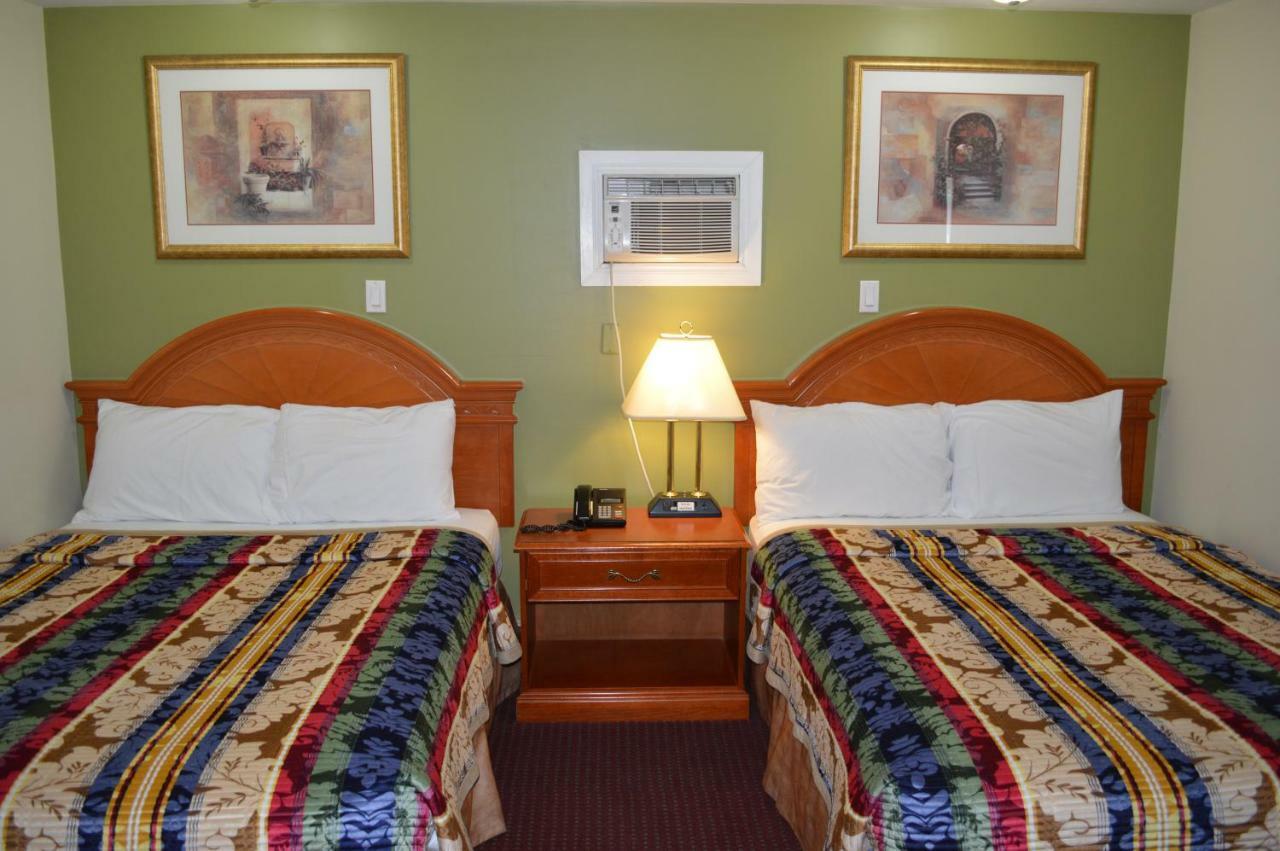 Lincoln Motel Sturgeon Falls Zewnętrze zdjęcie