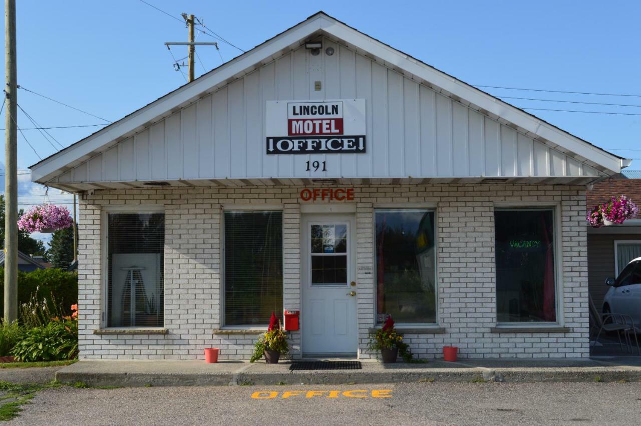 Lincoln Motel Sturgeon Falls Zewnętrze zdjęcie
